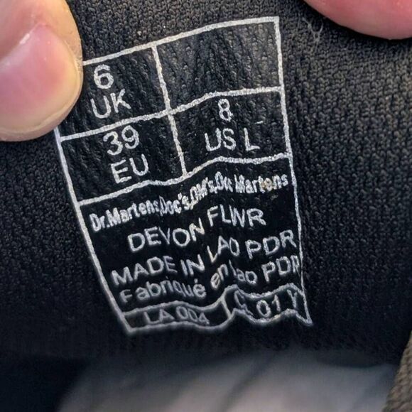 Dr. Martens Devon Flower Buckle Leather Platform Boots Women's Size 8 NWB Black - Picture 7 of 9